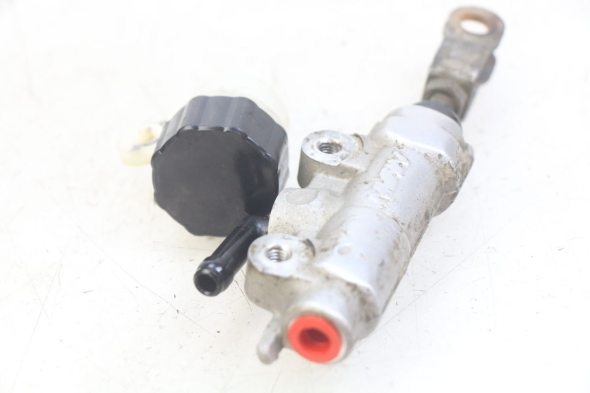 photo de MASTERCYLINDER FRENO POSTERIORE KAWASAKI KX 85 (2001 - 2013)