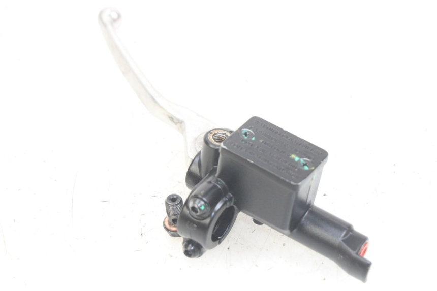 photo de MASTERCYLINDER FRENO POSTERIORE PIAGGIO MEDLEY 125 (2016 - 2023)
