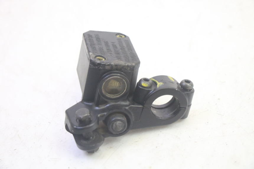 photo de MASTERCYLINDER FRENO POSTERIORE PIAGGIO MP3 LT 400 (2007 - 2012) - Altra angolazione