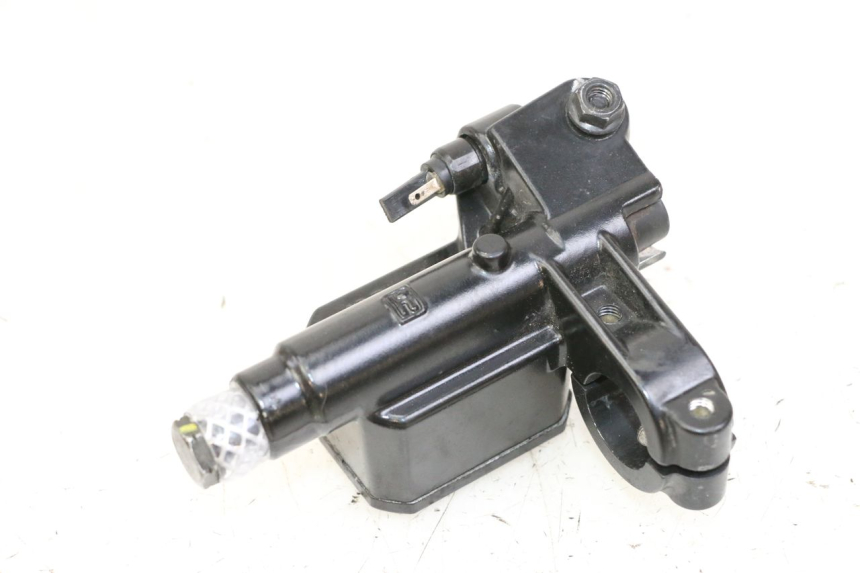 photo de MASTERCYLINDER FRENO POSTERIORE PIAGGIO MP3 500 (2014 - 2016)