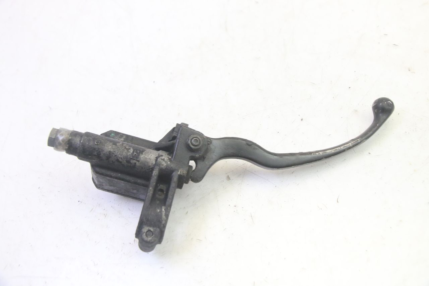 photo de MASTERCYLINDER FRENO POSTERIORE PIAGGIO MP3 RL 250 (2007 - 2010) - Dettagli dei punti di fissaggio