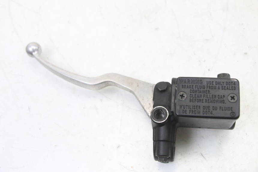 photo de CILINDRO PRINCIPALE FRENO POSTERIORE PEUGEOT SATELIS 125 (2013 - 2018)