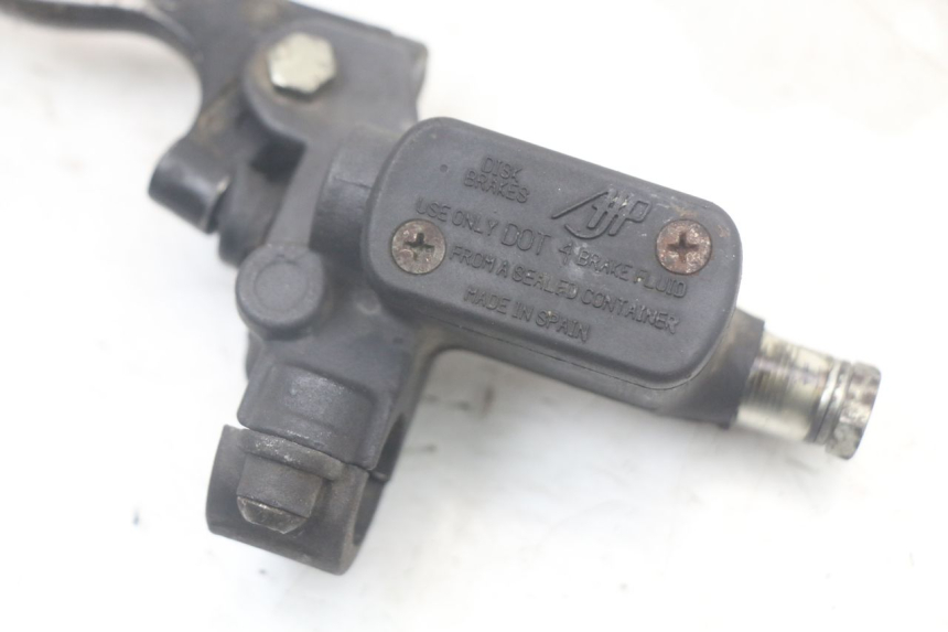 photo de MASTERCYLINDER FRENO POSTERIORE PEUGEOT SPEEDFIGHT 100 (1997 - 2007)