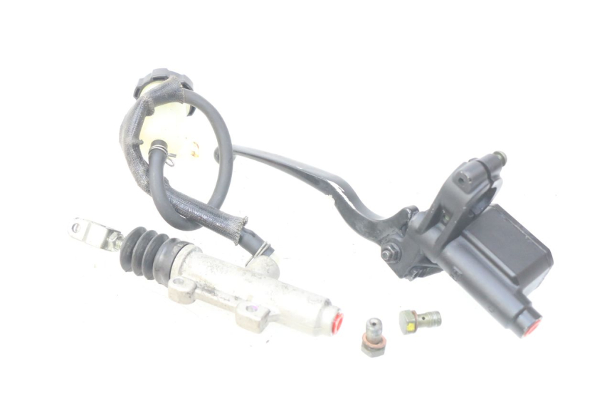 photo de MASTERCYLINDER FRENO POSTERIORE PIAGGIO MP3 500 (2011 - 2015)