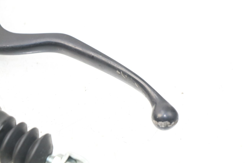 photo de CILINDRO PRINCIPALE FRENO POSTERIORE PIAGGIO MP3 HPE 500 (2019 - 2022)