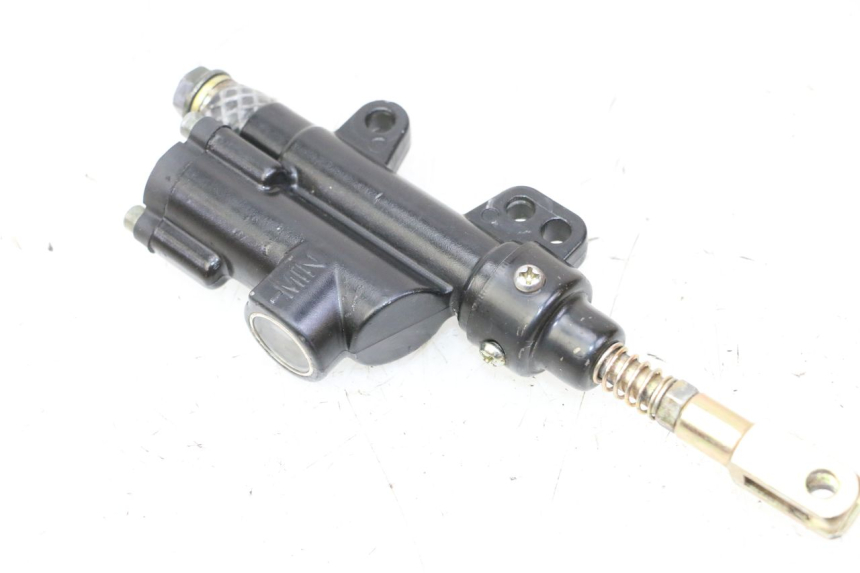 photo de MASTERCYLINDER FRENO POSTERIORE APOLLO RFZ 150