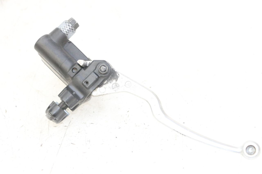photo de CILINDRO PRINCIPALE FRENO POSTERIORE PEUGEOT SATELIS 125 (2013 - 2018)