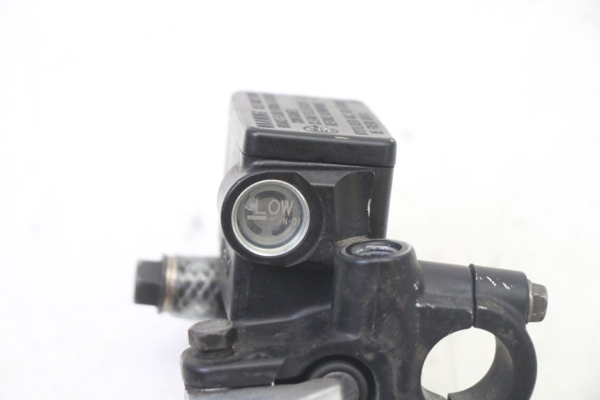 photo de CILINDRO PRINCIPALE FRENO POSTERIORE PEUGEOT SATELIS 125 (2013 - 2018)