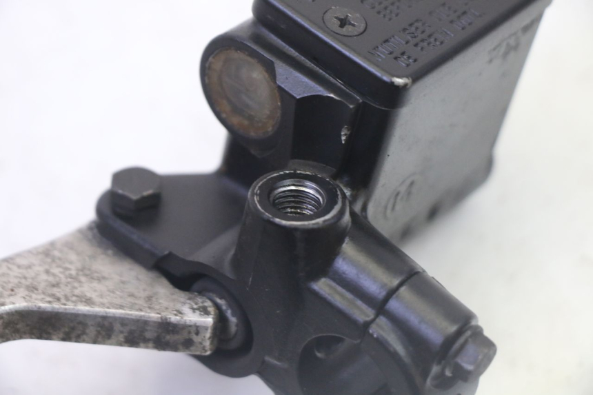 photo de CILINDRO PRINCIPALE FRENO POSTERIORE PEUGEOT SATELIS 125 (2013 - 2018)