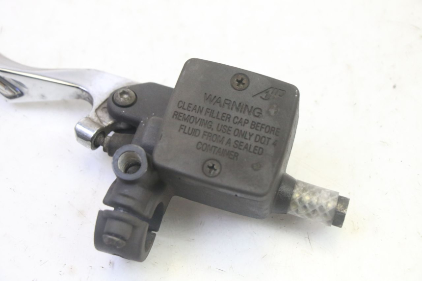 photo de MASTERCYLINDER FRENO POSTERIORE PEUGEOT SATELIS 125 (2006 - 2009)