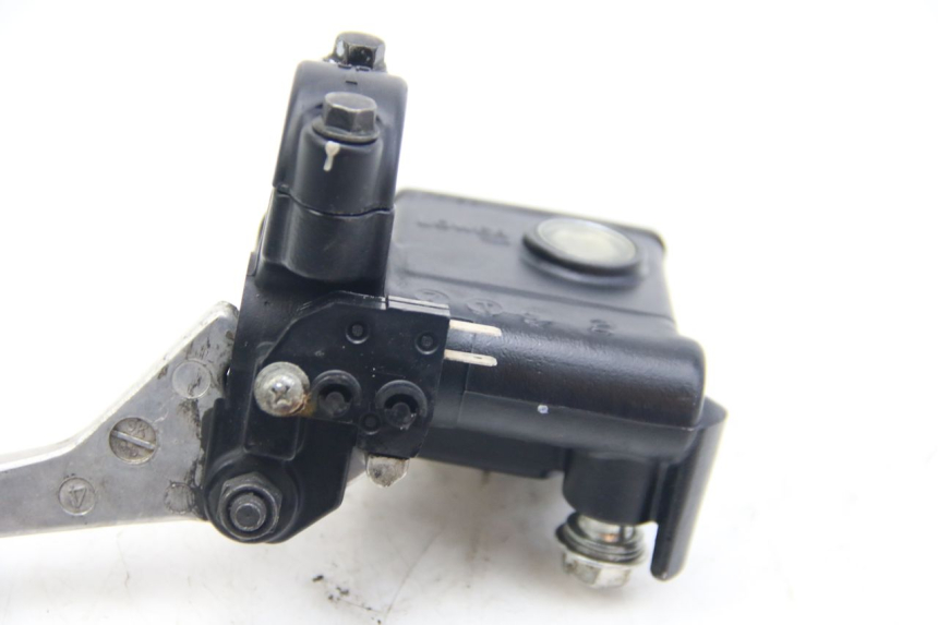 photo de MASTERCYLINDER FRENO POSTERIORE SUZUKI SIXTEEN 125 (2008 - 2010)