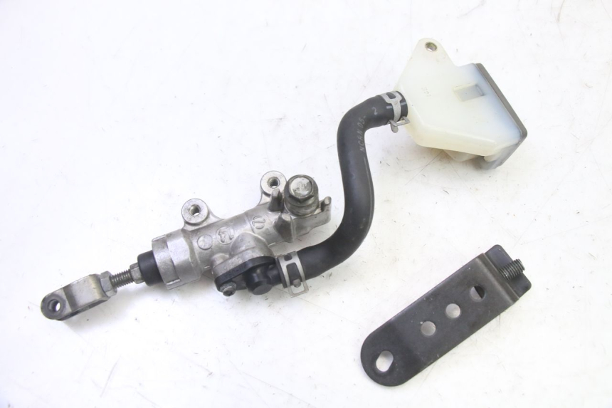 photo de POMPA FRENO POSTERIORE SUZUKI SV S 650 (2003 - 2009)