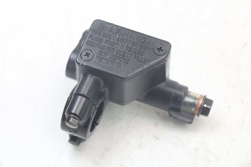 photo de MASTERCYLINDER FRENO POSTERIORE SYM FIDDLE 3 III 125 (2014 - 2020)