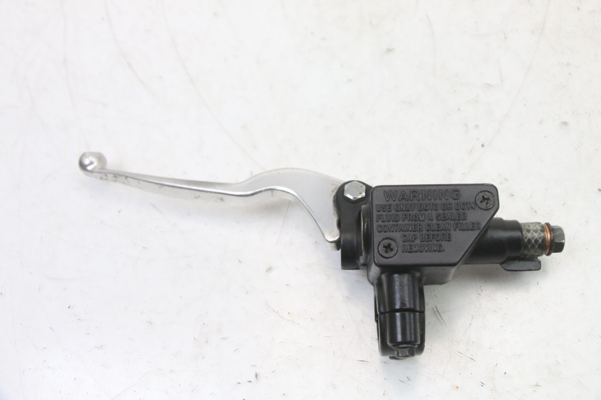 photo de MASTERCYLINDER FRENO POSTERIORE SYM FIDDLE 3 III 125 (2014 - 2020)