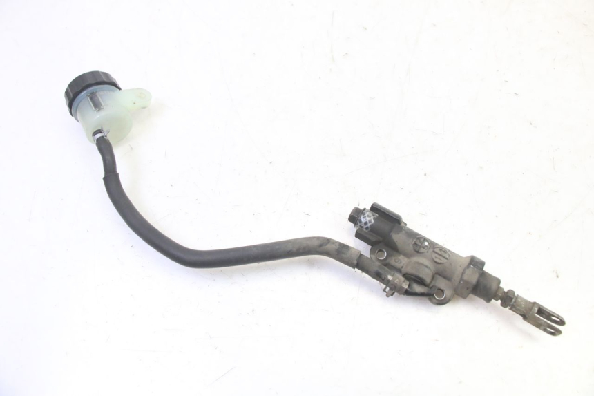 photo de CILINDRO PRINCIPALE FRENO POSTERIORE YAMAHA TDM ABS 900 (2002 - 2014)