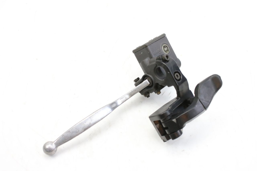 photo de POMPA FRENO POSTERIORE SUZUKI UH BURGMAN 125 (2002 - 2006)