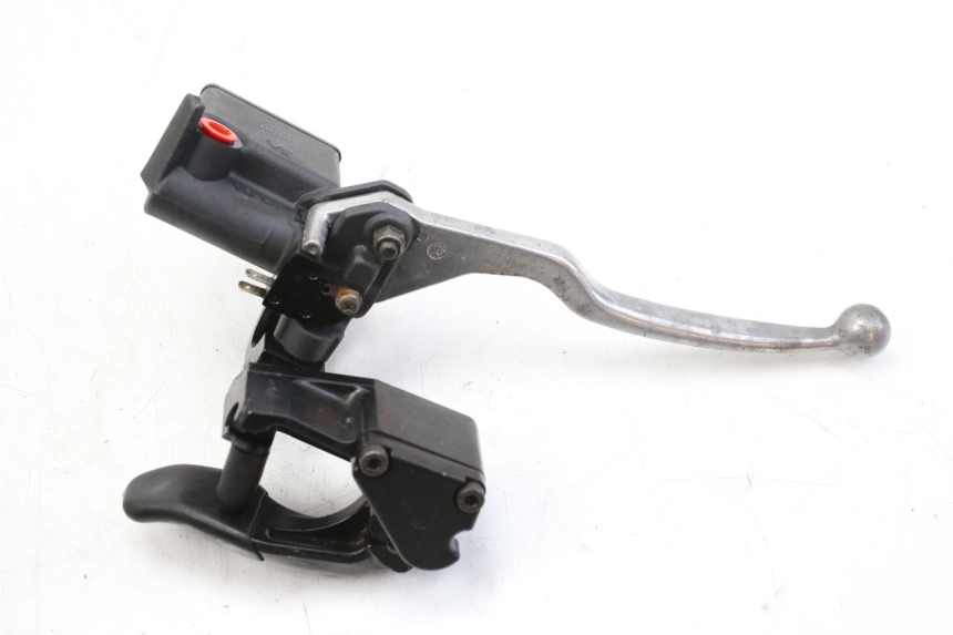 photo de POMPA FRENO POSTERIORE SUZUKI UH BURGMAN 125 (2002 - 2006)