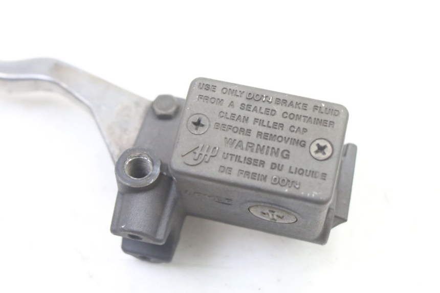 photo de POMPA FRENO POSTERIORE SUZUKI UH BURGMAN 125 (2002 - 2006)