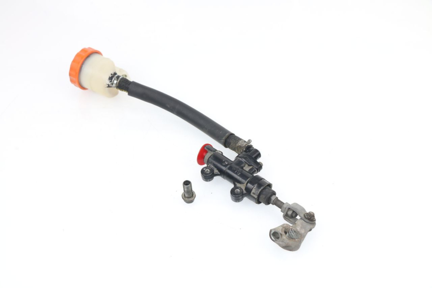 photo de CILINDRO PRINCIPALE FRENO POSTERIORE HONDA VF 1000 (1984 - 1988)