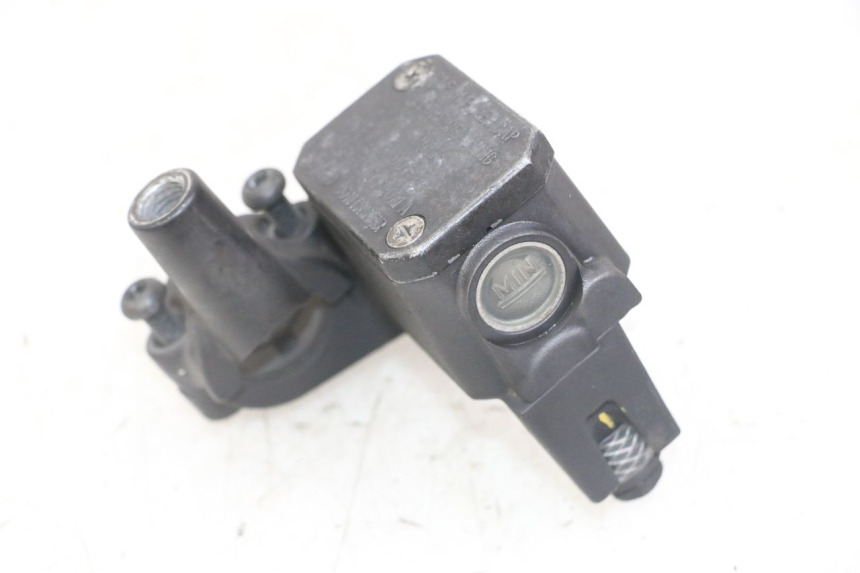 photo de MASTERCYLINDER FRENO POSTERIORE YAMAHA X-MAX XMAX 125 (2010 - 2014)