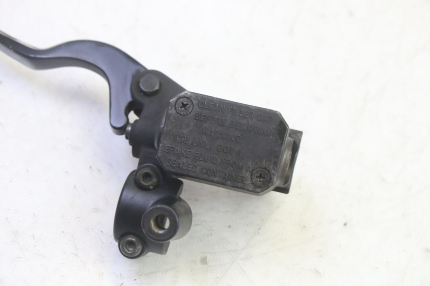 photo de MASTERCYLINDER FRENO POSTERIORE YAMAHA X-MAX XMAX 250 (2006 - 2009)