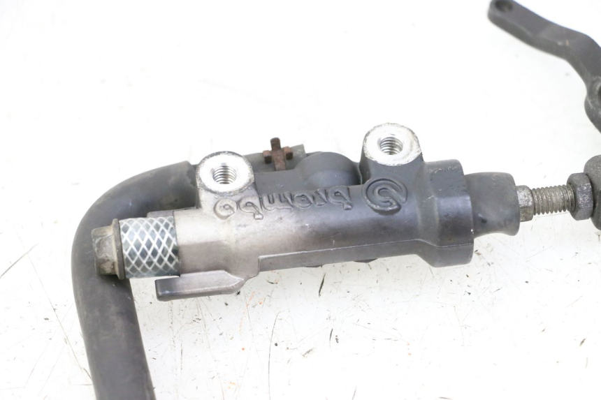 photo de POMPA FRENO POSTERIORE YAMAHA FZ6 FAZER S2 600 (2007 - 2011)