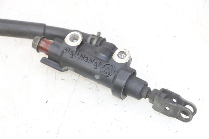photo de MASTERCYLINDER FRENO POSTERIORE YAMAHA FZS FAZER 600 (2001 - 2003)