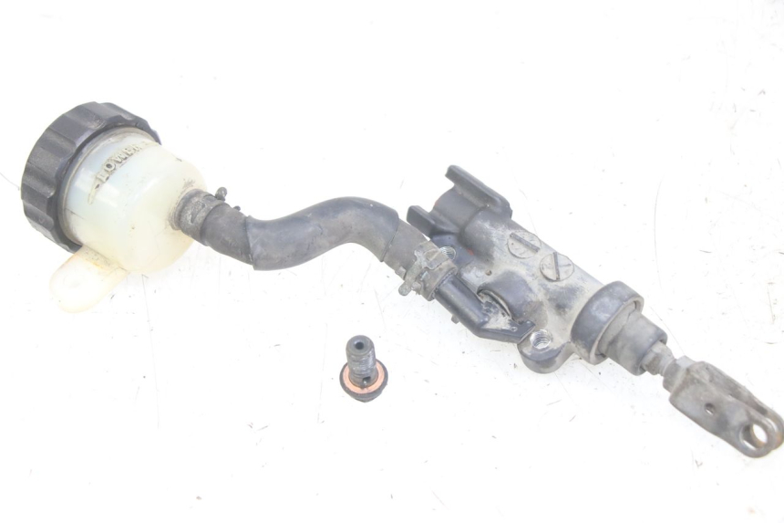 photo de POMPA FRENO POSTERIORE YAMAHA XJN DIVERSION 600 (2000 - 2003)