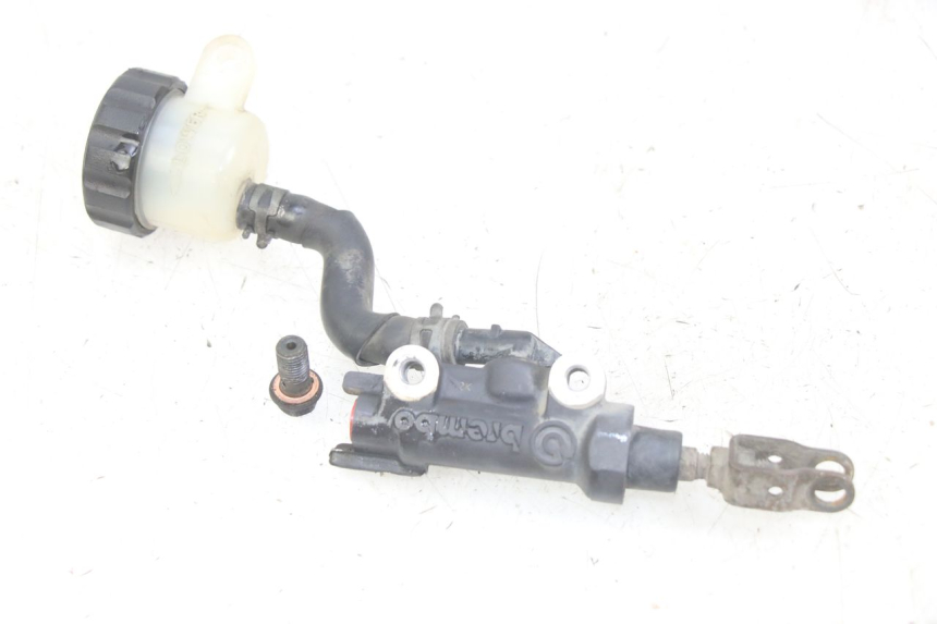 photo de POMPA FRENO POSTERIORE YAMAHA XJN DIVERSION 600 (2000 - 2003)