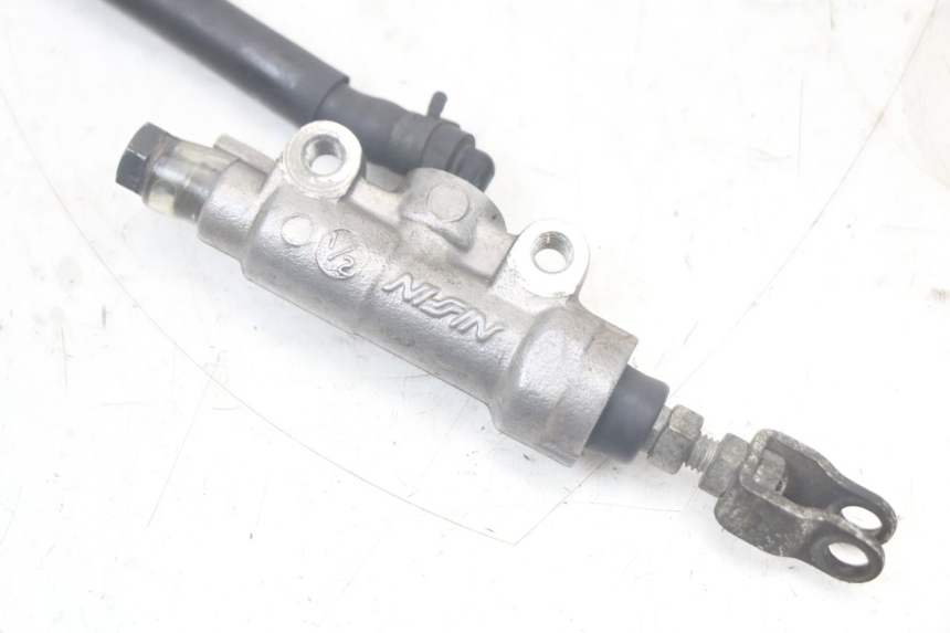 photo de MASTERCYLINDER FRENO POSTERIORE YAMAHA XT X 660 (2004 - 2016)