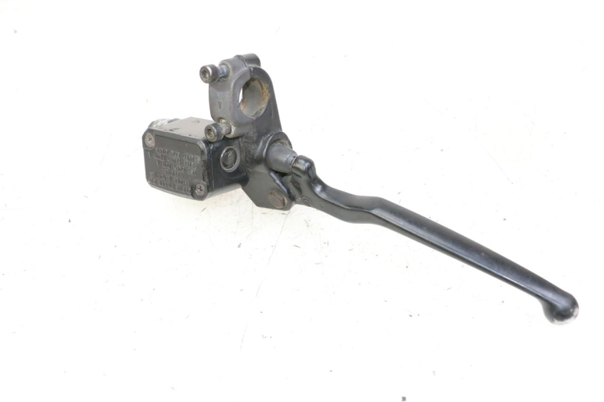 photo de MASTERCYLINDER FRENO POSTERIORE YAMAHA YP MAJESTY 125 (2002 - 2006)