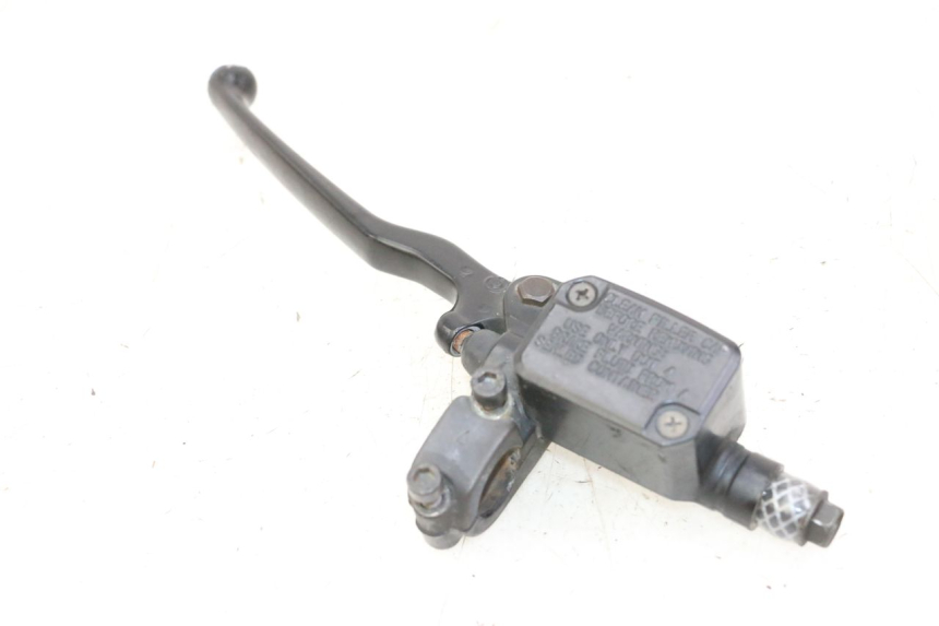 photo de MASTERCYLINDER FRENO POSTERIORE YAMAHA YP MAJESTY 125 (2002 - 2006)