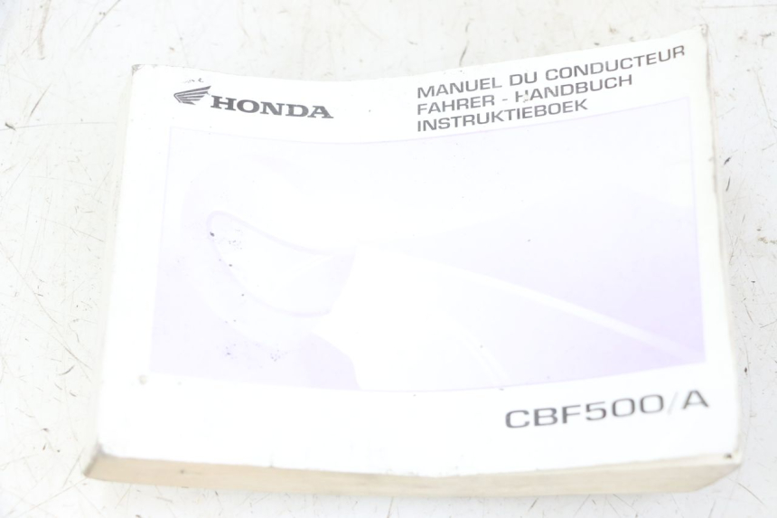 photo de MANUALE D'USO HONDA CBF 500 (2004 - 2007)