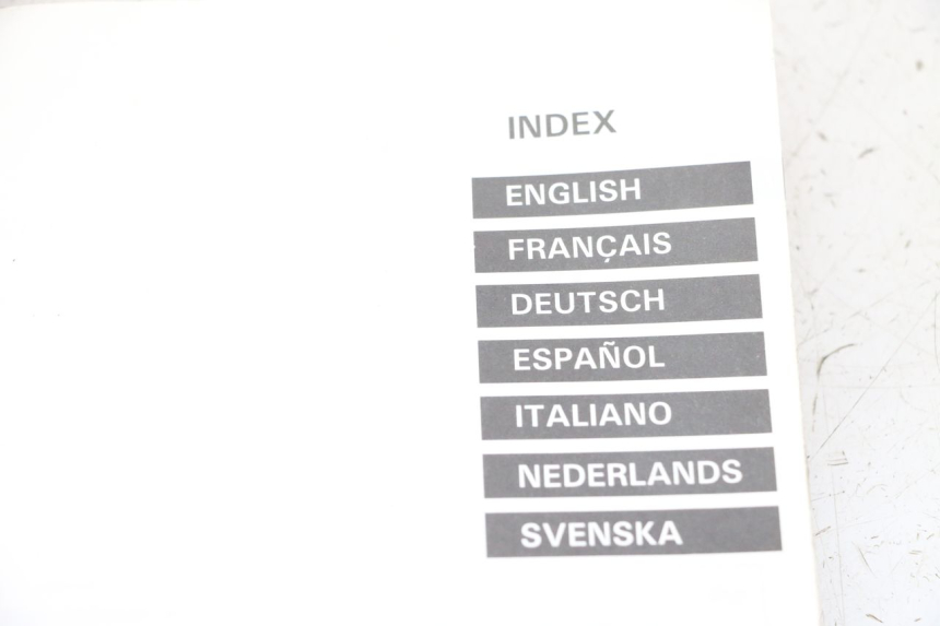 photo de MANUALE D'USO SUZUKI GZ MARAUDER 125 (1998 - 2004)
