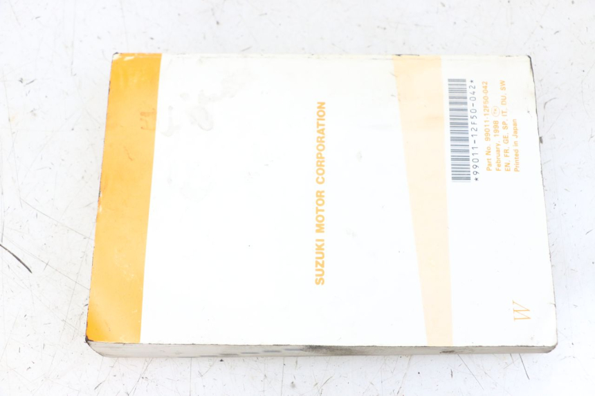 photo de MANUALE D'USO SUZUKI GZ MARAUDER 125 (1998 - 2004)