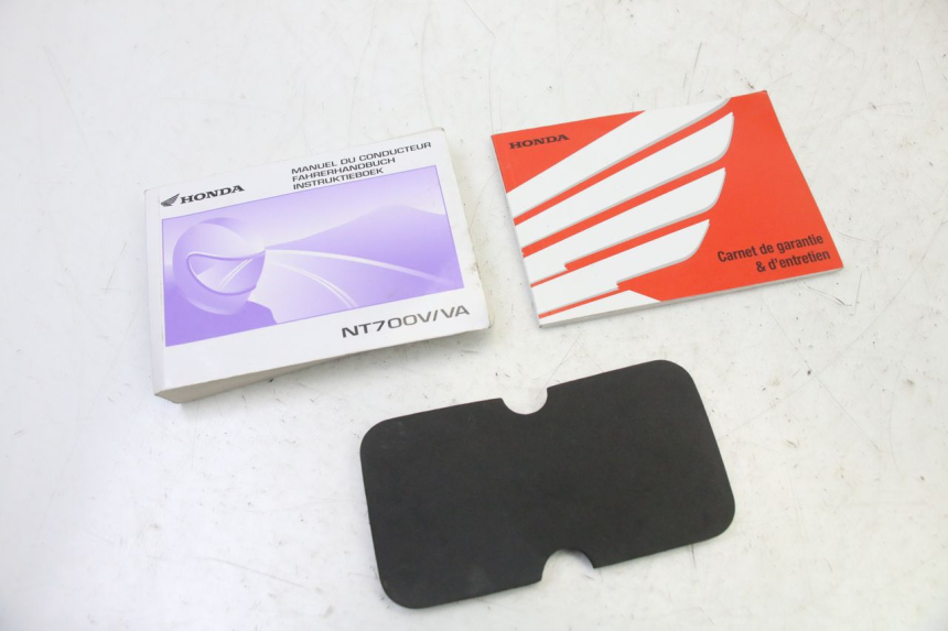 photo de MANUALE D'USO HONDA NTV DEAUVILLE ABS 700 (2007 - 2016)