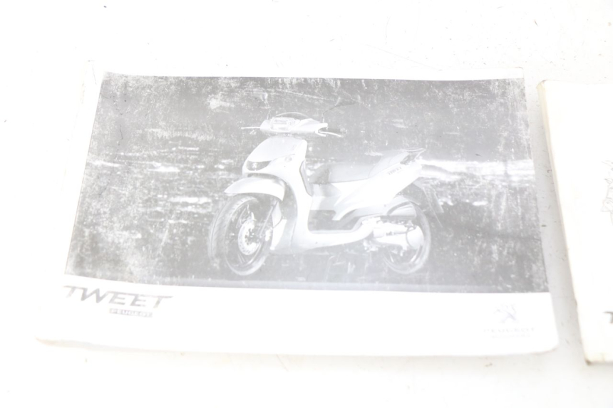 photo de Manuale dell'utente PEUGEOT TWEET 4T 50 (2018 - 2020)