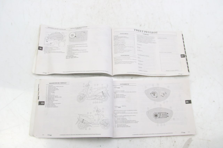 photo de MANUALE DELL'UTENTE PEUGEOT TWEET 4T 50 (2010 - 2014)