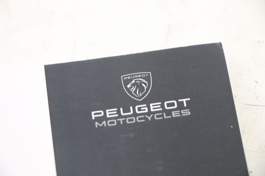 photo de MANUALE D'USO PEUGEOT TWEET 4T 50 (2023 - 2025)
