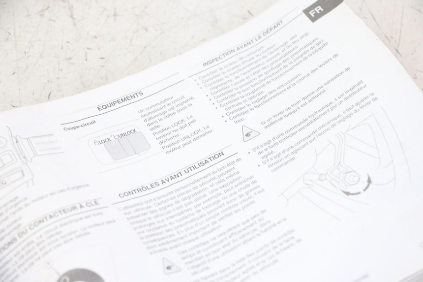 photo de MANUALE D'USO PEUGEOT TWEET 4T 50 (2014 - 2019)