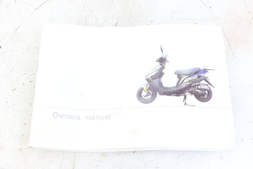 photo de MANUALE D'USO TNT MOTOR ROMA 10' 4T 50 (2019 - 2022)