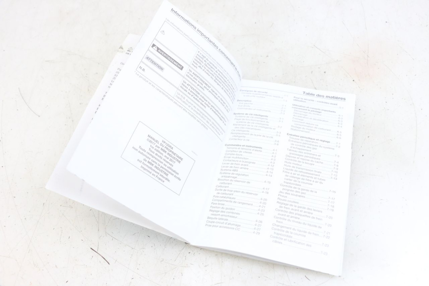 photo de MANUALE D'USO YAMAHA XMAX X-MAX ABS 125 (2017 - 2020)