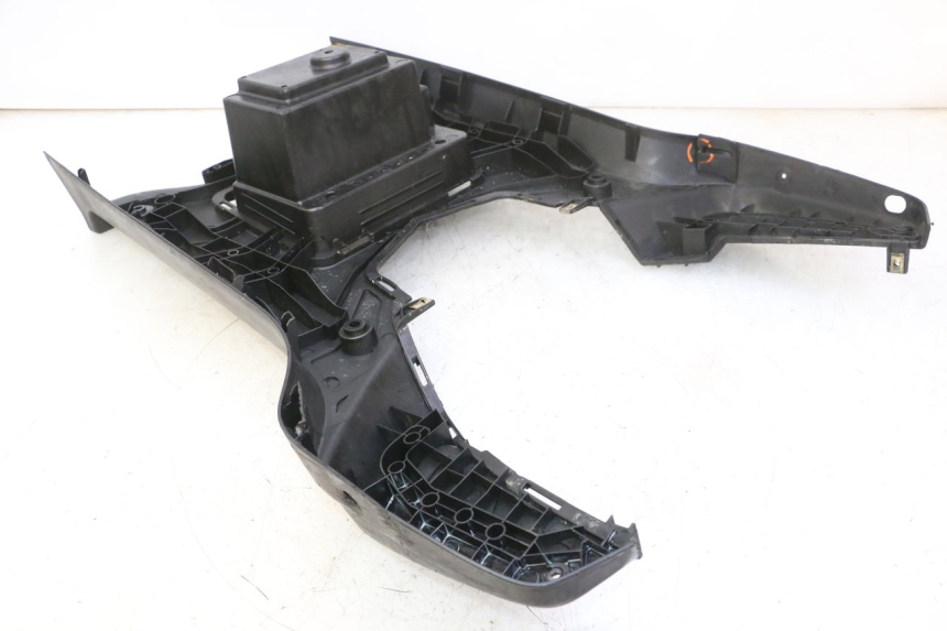 photo de CARENA PEDANA KYMCO AGILITY NAKED RENOUVO 2T 50 (2011 - 2018)