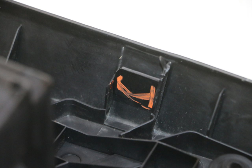 photo de CARENA PEDANA KYMCO AGILITY NAKED RENOUVO 2T 50 (2011 - 2018)