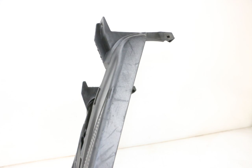 photo de CARENA PEDANA MBK BOOSTER SPIRIT NAKED 50 (2004 - 2017) - Zoom sui componenti