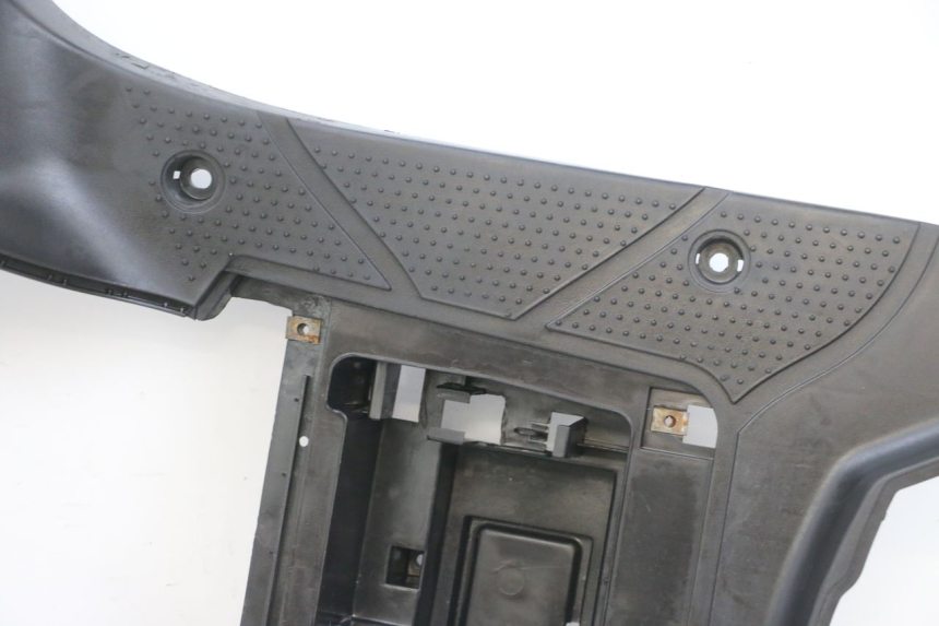 photo de PEDANE SYM CROX 4T 50 (2016 - 2023) - Caratteristiche distintive