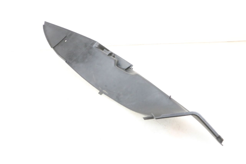 photo de CARENA PEDANA DESTRA PEUGEOT ELYSEO 125 (1999 - 2004) - Zoom sullo stato d'uso