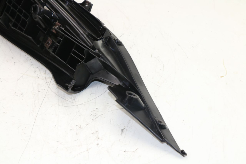 photo de Pedana destra HONDA FES S-WING SWING 125 (2007 - 2015) - Zoom sullo stato d'uso