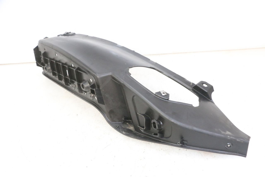 photo de CARENA PEDANA DESTRA PIAGGIO MP3 LT 300 (2010 - 2016)