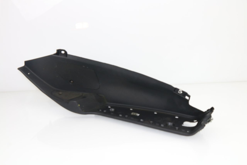 photo de MARCHE PIED DESTRO PIAGGIO MP3 LT 400 (2007 - 2012)